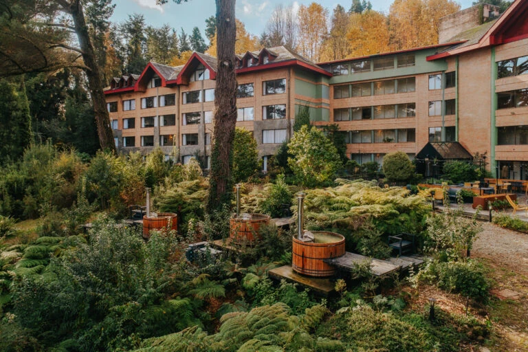 Hotel resort Digital Signage for guests rooms